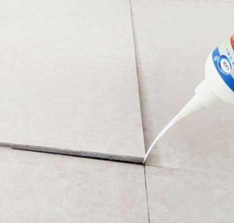 从江瓷砖空鼓维修公司分享卫生间瓷砖脱落的原因可能有以下几点